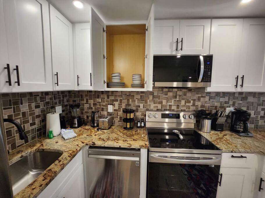 Classy & Comfortable Condo! Hilton Head Island Buitenkant foto